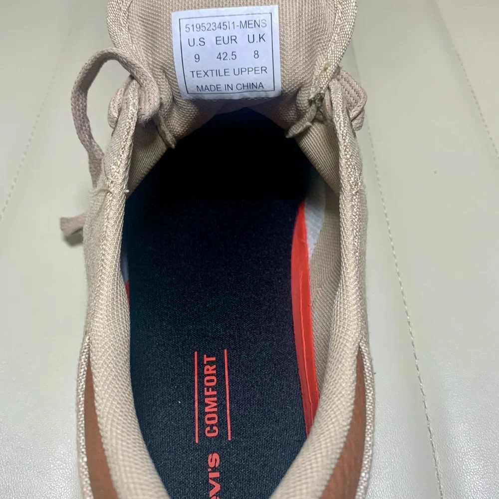 Levi's KHAKI/TAN Men's Ethan Chambray‎ Sneakers, US Size 9